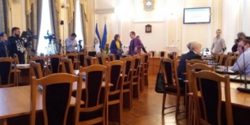 Чому фракції Самопомочі та БПП втрутились у партійний свободівський конфлікт і зірвали сесію Тернопільської міської ради