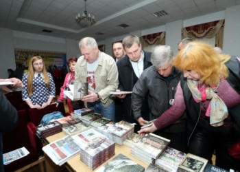 Міський голова Сергій Надал відвідав презентацію книги про українських добровольців