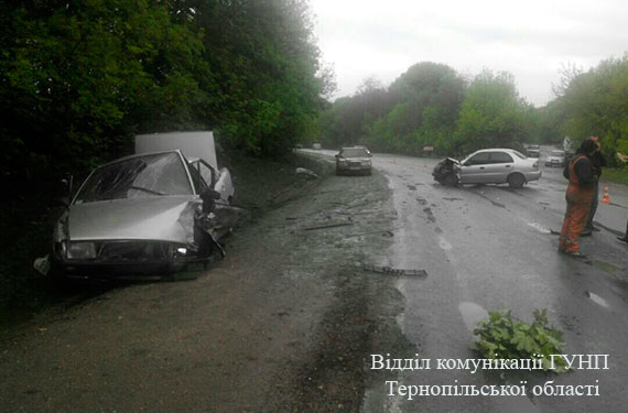 Не розминулися два автомобілі – є потерпілі