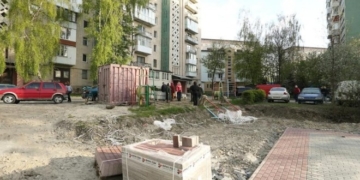 Де у Тернополі зроблять спортивний майданчик і вуличні тренажери