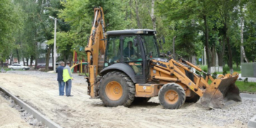 Міжквартальний проїзд на вулиці Лук’яновича, 1- Бродівська, 50 ремонтують в Тернополі