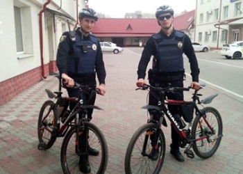 У Тернополі працюватимуть поліцейські на двоколісниках (фотофакт)