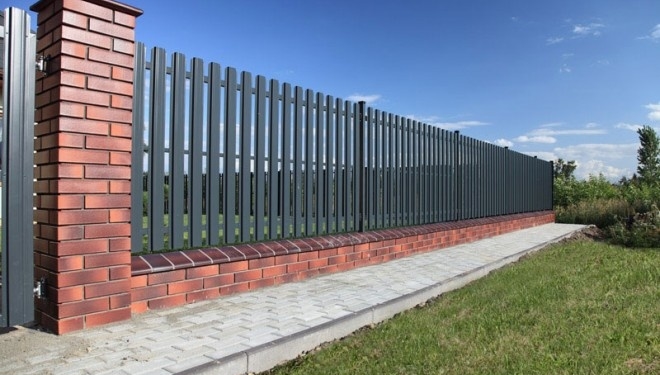 У Тернополі хочуть забрати паркани та огорожі, які закривають красиві місця та обмежують рух дворами