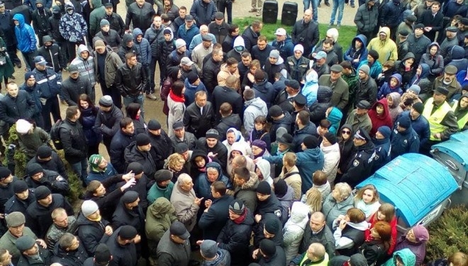 Тернопіль може поринути у хаос