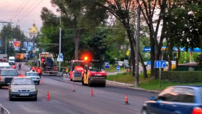 У Тернополі на проспекті Злуки завершили капітальний ремонт дороги (ФОТО)