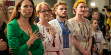 Великий експеримент: американка два роки житиме у Тернополі