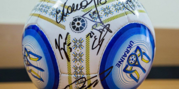 Марина Порошенко оголосила благодійний аукціон заради дітей воїнів АТО