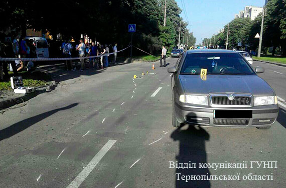 Під колесами автомобіля загинула трирічна дівчинка