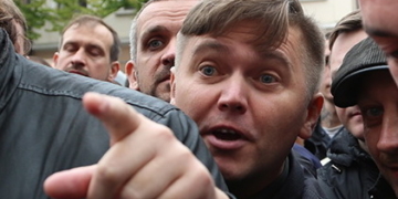 У Тернополі звільнили директора КП «Інтеравіа», який був ще й бізнесменом (Документ)