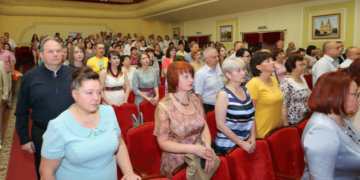 Тернопільських медиків привітали з професійним святом (ФОТО)