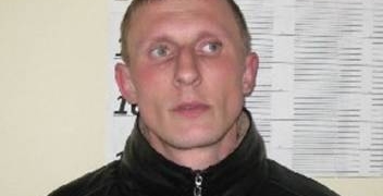 Поліцейські просять допомогти знайти злочинця (ФОТО)