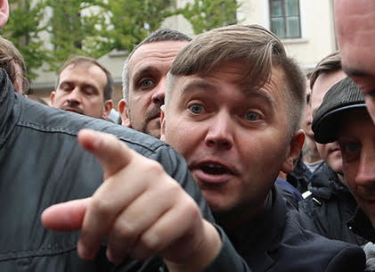Звільнений директор КП «Тернопіль Інтеравіа» виніс з офісу всі документи, печатку та оргтехніку підприємства (фото)