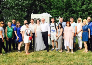 Як на найбільшому фестивалі Тернополя зіграли весілля