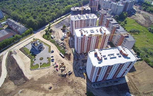 Нові вулиці, дороги, освітлення – у Тернополі будують сучасний мікрорайон