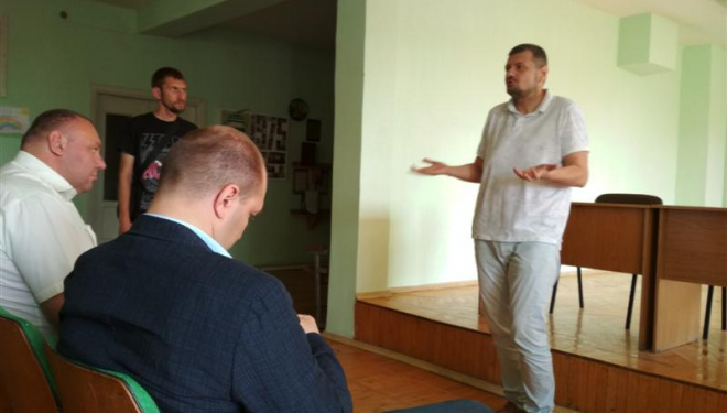 Радикальний нардеп Ігор Мосійчук агітує за економічний націоналізм у Тернополі (Фото)