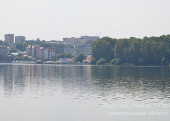 Мертвою у Тернопільському ставі знайшли 19-річну дівчину (ФОТО)