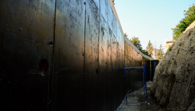 На Карпенка підпірну стінку ремонтуватимуть близько місяця