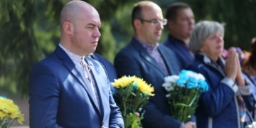 Міський голова Сергій Надал разом з тернополянами вшанували пам’ять загиблих Героїв АТО