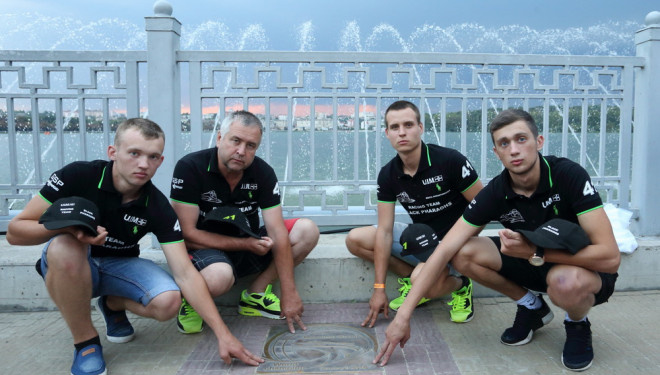 У Тернополі відкрили пам’ятний знак Чемпіону Європи з водно-моторного спорту Массімо Россі (фото)