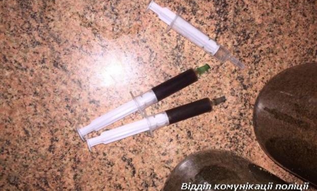 З Тернополя не можуть вигнати іноземку, бо вона була… сутенеркою