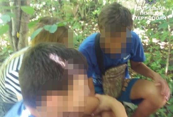 У Тернополі патрульні затримали дітей з наркотиками