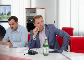 Степан Барна: В країні йде війна! Тому – так, учасники АТО – це особлива категорія пільговиків (фото, відео)