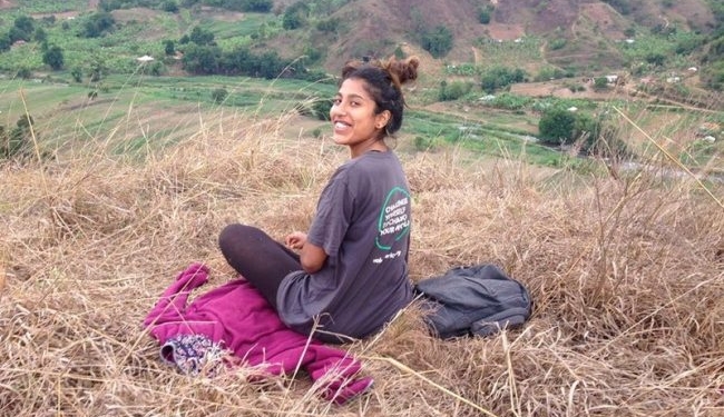 Що розповіла волонтерка з Англії, яка викладає англійську для маленьких жителів Тернопільщини