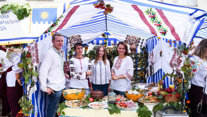 Фестиваль «Борщівська вишиванка» об’єднав на Тернопільщині гостей з усієї України (фото)