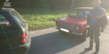 У Тернополі п’яний на “жигулях” вчинив ДТП і втік