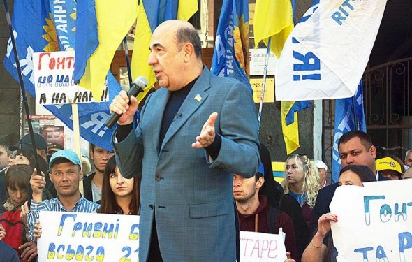 Рабінович на акції протесту: Якщо Гонтареву не приберуть з НБУ – підемо до неї додому!