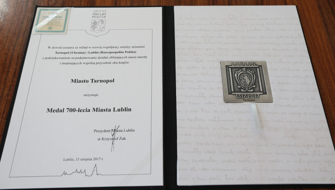 Тернопіль отримав медаль від польського міста Люблін