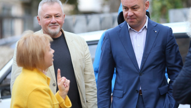 На Чалдаєва у Тернополі ремонтують двір