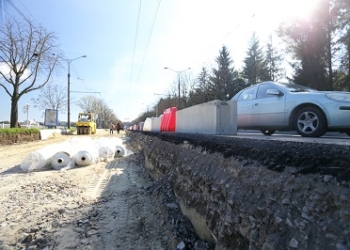 Бруківку з дамби використають для ремонтів на вулиці Брюкнера та Кульчицької