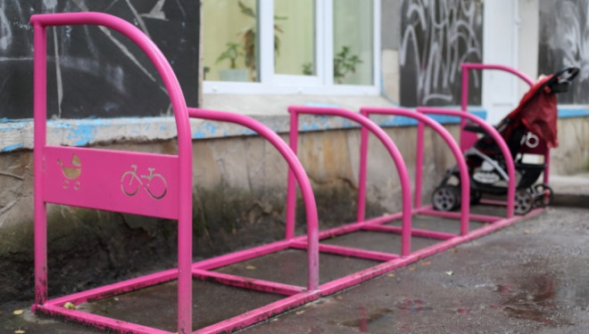 Парковки для візочків встановили в парку Шевченка