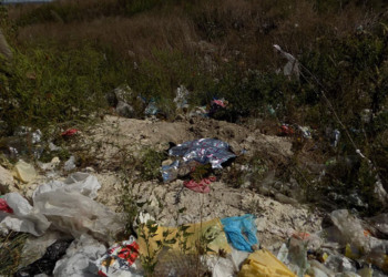 Хто викинув на сміття новонароджену донечку