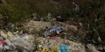 Хто викинув на сміття новонароджену донечку