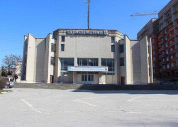 Для тернопільських пенсіонерів проводять розваги