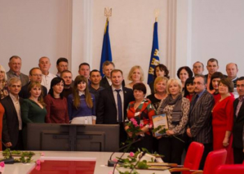 Степан Барна нагородив працівників харчової та переробної промисловості (фото)