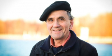 Лікар-невропатолог Микола Навроцький: «Жінка — це не форма, жінка — це зміст»