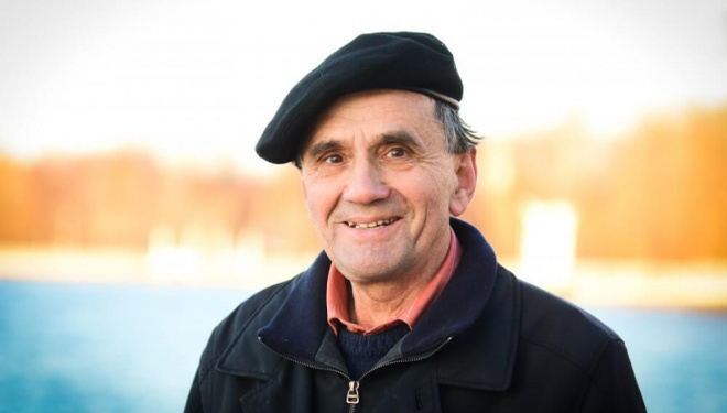 Лікар-невропатолог Микола Навроцький: «Жінка — це не форма, жінка — це зміст»