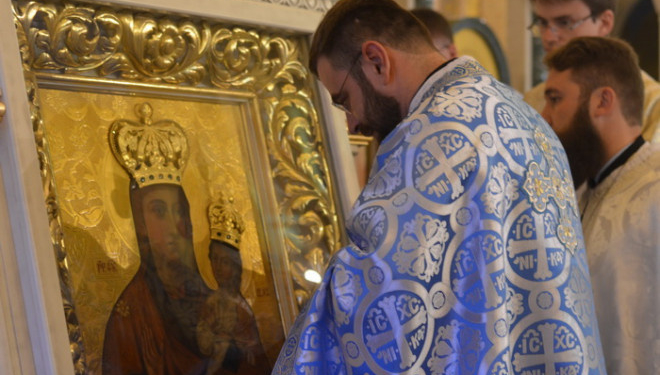 Зарваницька чудотворна ікона об’єднує тисячі українських заробітчан Італії у молитві за Україну