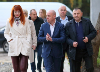 Триває капітальний ремонт двору на бульварі Симона Петлюри