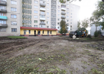 У Тернополі приступили до першої черги капітального ремонту скверу, який розташований поблизу площі Героїв Євромайдану