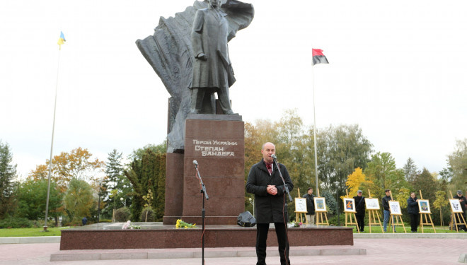 Cвято Покрови у Тернополі відзначили урочистою ходою на честь Героїв та борців за волю України