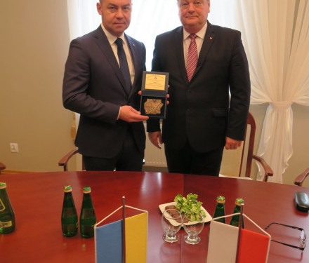 Неймовірно: Польща високо відзначила досягнення мера Тернополя