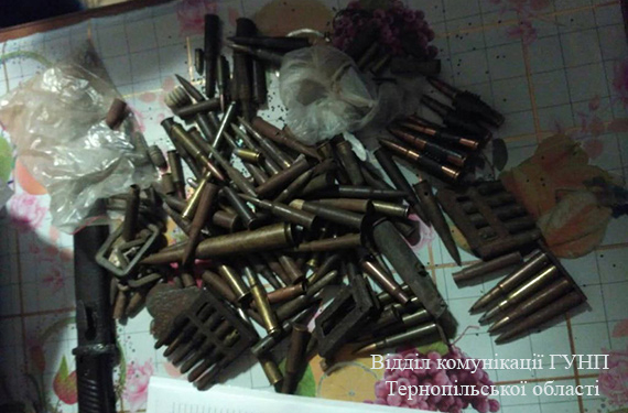 Торгівця зброєю затримали на Тернопільщині (фото)