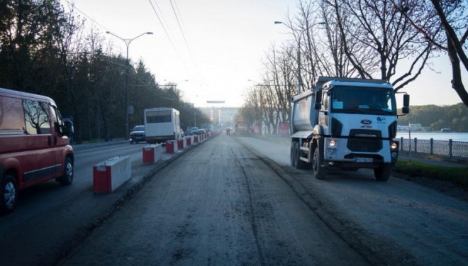 Ремонт тернопільської дамби триває