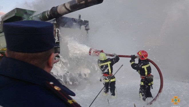 Четверо вогнеборців рятували на Тернопільщині комбайн