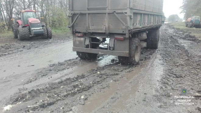 Оштрафували водіїв, які створили аварійну ситуацію на дорозі