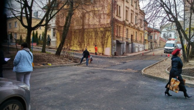 Двір майже у центрі Тернополя відремонтували (фотофакт)